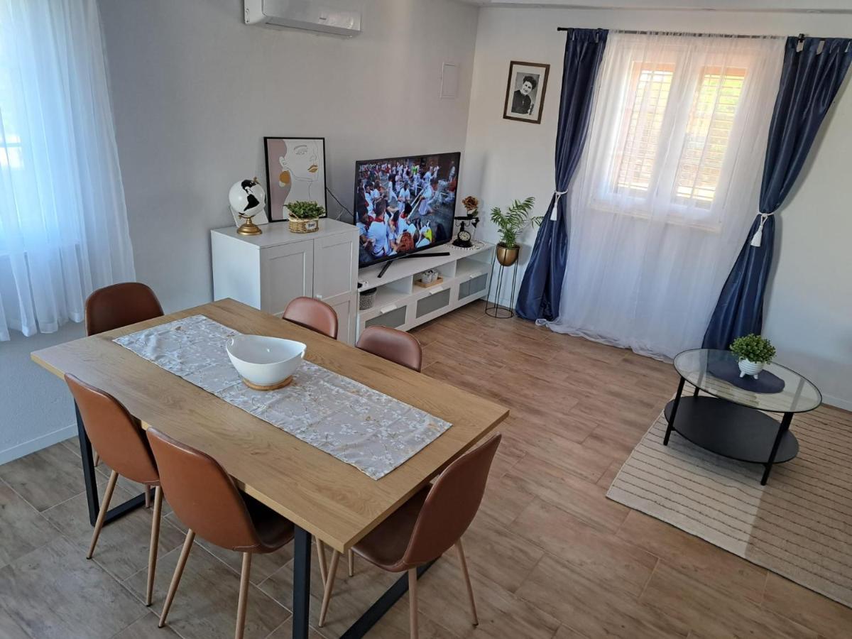 Villa Venkin Dvor Novalja Exteriér fotografie